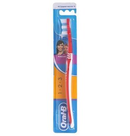 Фото товара Зубная щетка Oral-B 1-2-3//*